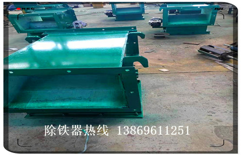 管道除鐵器，陜西高溫管道除鐵器_內(nèi)部構(gòu)造結(jié)構(gòu)圖_陜西高溫管道除鐵器工作原理_安裝示意圖
